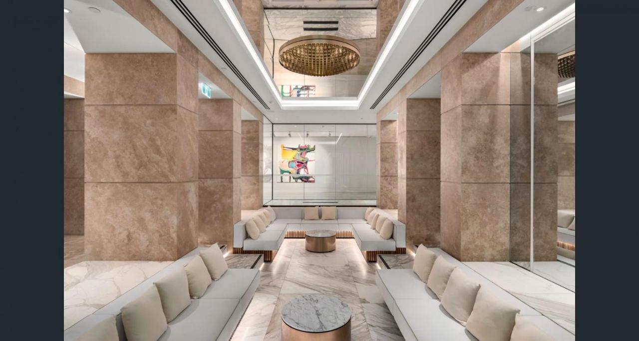 Apartment Chic St Kilda Retreat, Close To & Eats